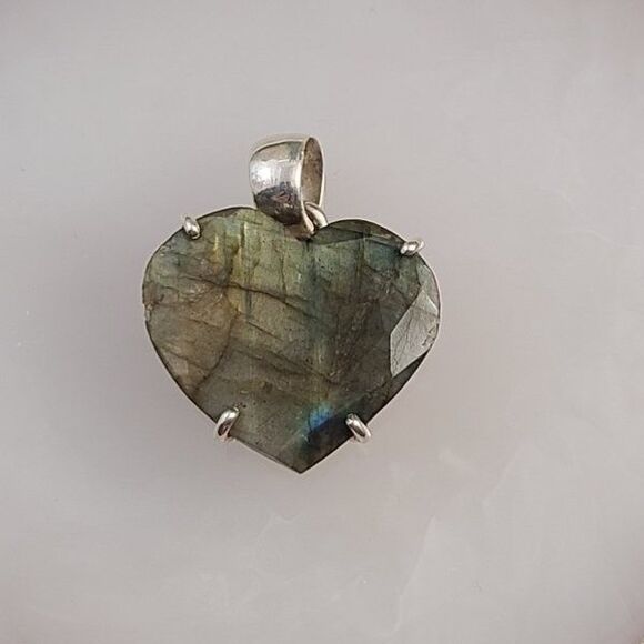 Labradorite Heart Pendant | Sterling Silver Iridescent Gemstone Necklace Charm - Picture 1 of 9